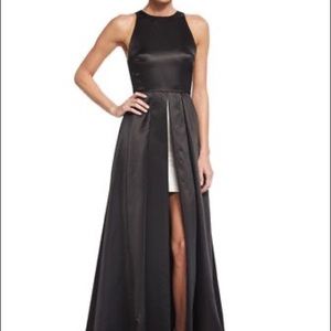 Alice and Olivia Clarabelle gown size 4